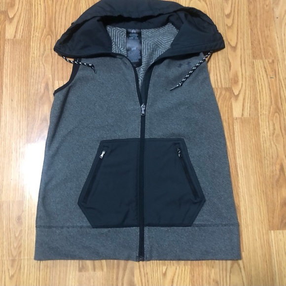 Under Armour Storm SF Hoodie Vest size small - Picture 1 of 3